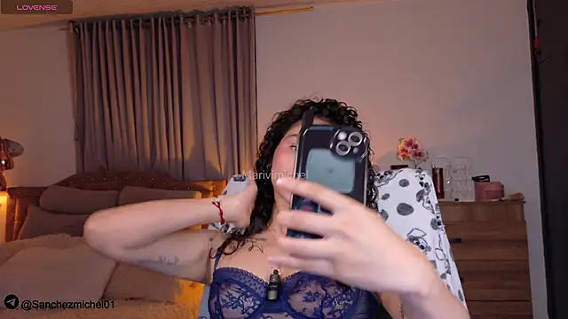 Marivimichel1 online show from November 2025 05:07:01 AM