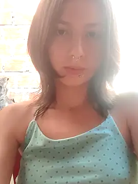 Maiden-Hot online show from November 2025 01:54:02 PM