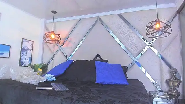 Snapshot of Thomas_May4rs chatting on February 2025 04:35:01 AM Thomas May4rs online show from February 2025 04:35:01 AM