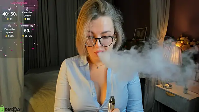 Nikki Kai online show from October 2025 12:52:01 AM