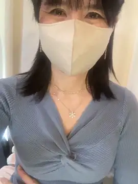 Snapshot of MURA-saki chatting on February 2025 12:59:01 AM MURA-saki online show from February 2025 12:59:01 AM