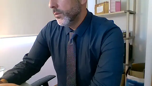 66MA69 online show from October 2025 10:37:01 AM