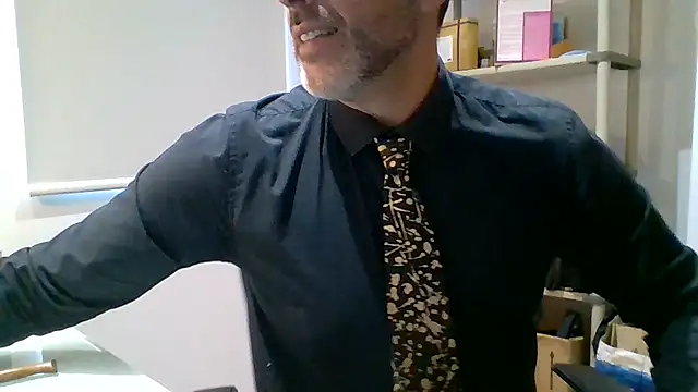 66MA69 online show from December 2025 02:26:01 PM