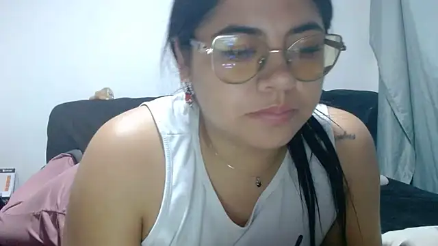 viccky vick online show from June 2026 03:52:02 AM