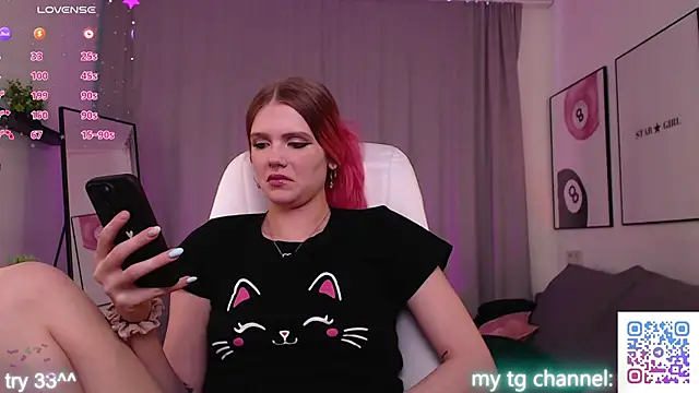 Gretchen Mol online show from February 2026 07:42:02 AM