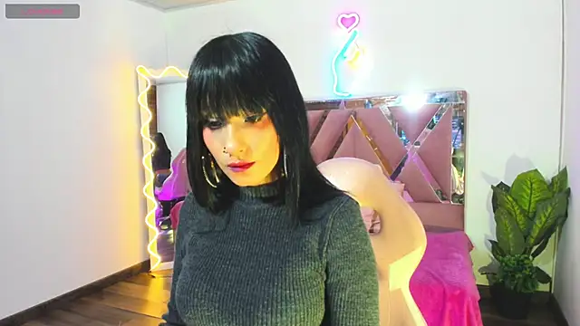 palmerfox tay online show from February 2025 07:10:02 PM