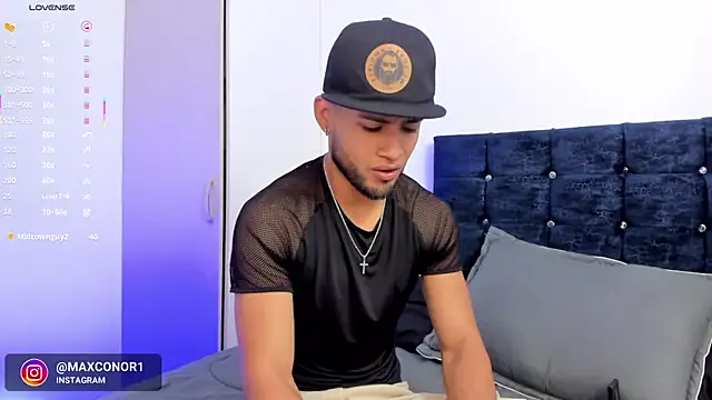 Max Conor1 online show from October 2025 03:03:02 PM