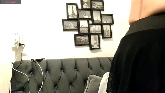 MirandaLatinaLovely online show from October 2025 03:02:01 PM