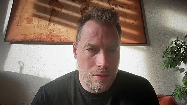 Christian87xxx online show from November 2025 09:35:01 AM