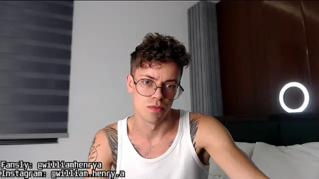 Snapshot of William_Henry_ chatting on January 2025 03:04:02 PM William Henry online show from January 2025 03:04:02 PM