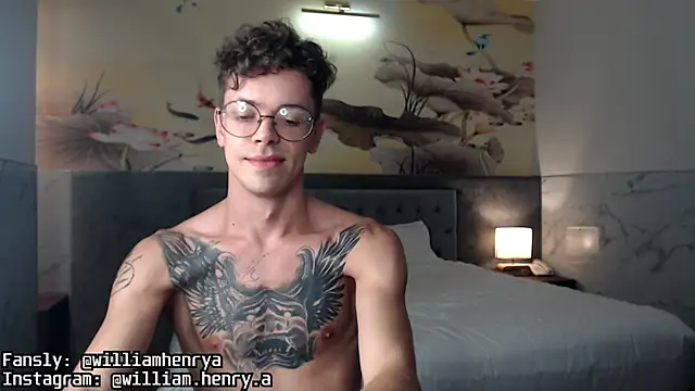 Snapshot of William_Henry_ chatting on February 2025 11:27:02 AM William Henry online show from February 2025 11:27:02 AM