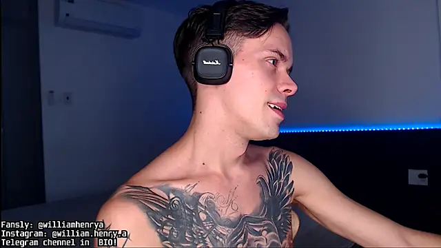 Snapshot of William_Henry_ chatting on October 2025 06:25:01 AM William Henry online show from October 2025 06:25:01 AM