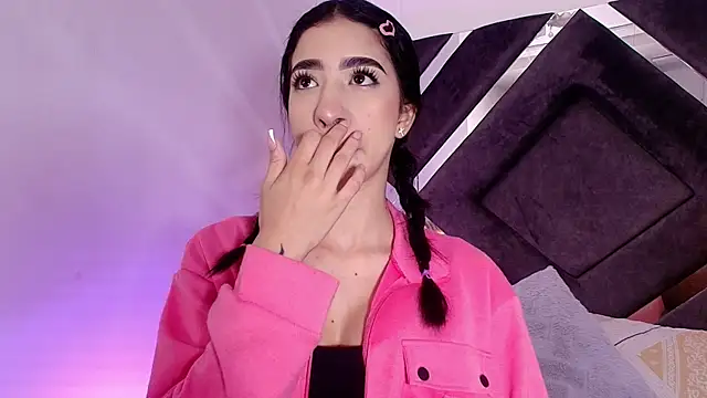 sara lopee1 online show from October 2025 11:55:01 AM