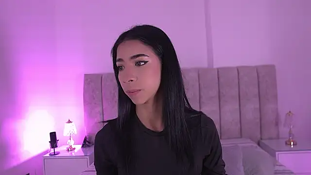 sara lopee1 online show from November 2025 11:53:01 AM