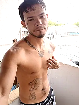 Niick01  online show from February 2026 09:35:01 PM