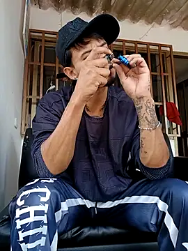 Niick01  online show from February 2026 03:16:02 PM