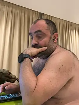 fuocovivo4 online show from February 2025 07:02:02 PM