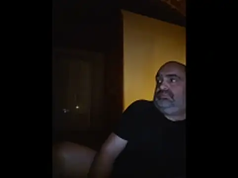 fuocovivo4 online show from February 2026 05:55:02 PM