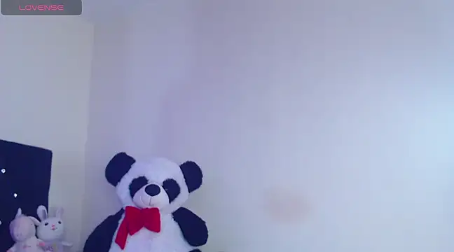 Snapshot of Lupitah_222 chatting on February 2025 11:31:01 PM Lupitah 222 online show from February 2025 11:31:01 PM