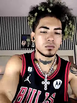 LihanJor 23 online show from December 2025 01:17:04 PM