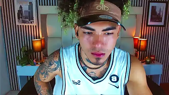 LihanJor 23 online show from December 2025 01:31:02 PM