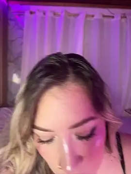Lally Valencia   online show from May 2026 05:02:02 AM