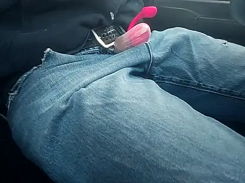 Snapshot of Boss5989 chatting on September 2025 11:21:01 AM Boss5989 online show from September 2025 11:21:01 AM