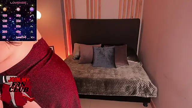 Dafne 00 online show from November 2025 12:16:02 PM