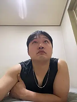 Snapshot of offwhite777 chatting on February 2025 06:31:01 AM offwhite777 online show from February 2025 06:31:01 AM