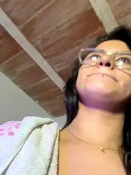 Snapshot of Emma_Giraldo chatting on September 2025 12:13:02 AM Emma Giraldo online show from September 2025 12:13:02 AM