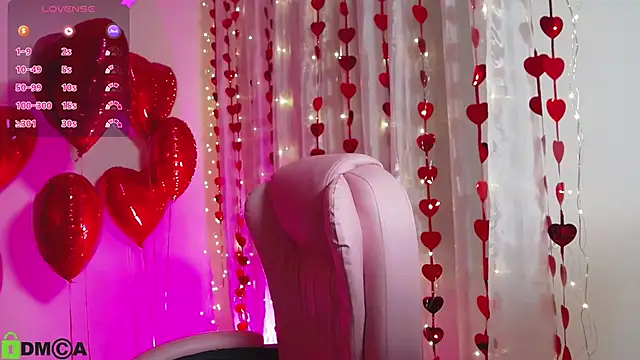 Snapshot of Arianahot777 chatting on February 2025 07:52:02 PM Arianahot777 online show from February 2025 07:52:02 PM