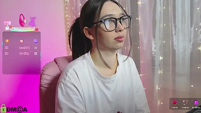 Snapshot of Arianahot777 chatting on September 2025 09:31:01 PM Arianahot777 online show from September 2025 09:31:01 PM