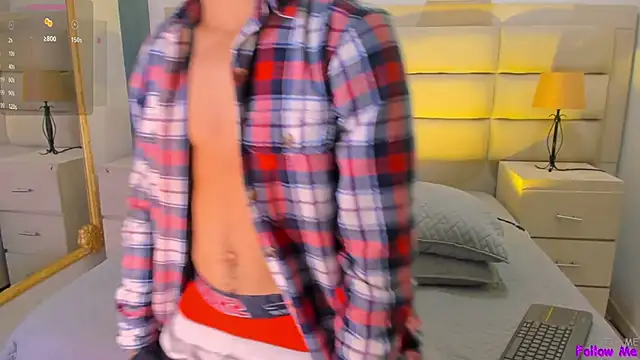 Snapshot of JhoanLeandro chatting on March 2025 04:50:02 AM JhoanLeandro online show from March 2025 04:50:02 AM