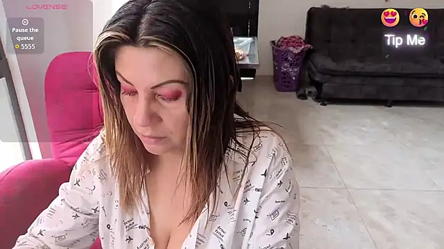 xxsexycutexxx online show from September 2025 02:51:02 PM