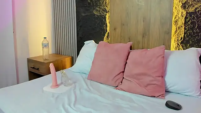 dalila harris online show from September 2025 07:25:01 PM