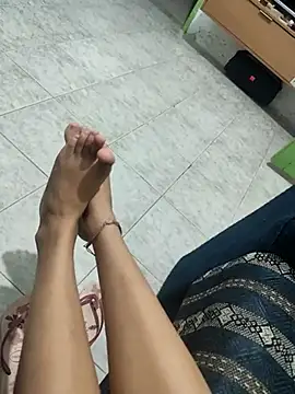 Snapshot of lisinhabsdm2 chatting on March 2025 10:04:02 PM lisinhabsdm2 online show from March 2025 10:04:02 PM