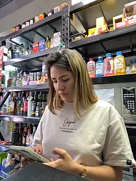 Andrea18 blonde online show from February 2026 05:24:01 PM