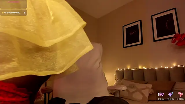 Gigi Strawberry online show from January 2026 04:49:02 AM