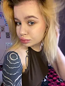 RozaliyRi online show from February 2025 06:56:02 AM