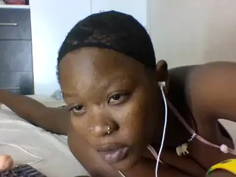 Snapshot of HotNSassy chatting on February 2025 09:41:02 PM HotNSassy online show from February 2025 09:41:02 PM