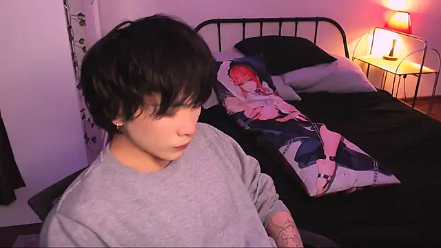 Snapshot of rennnuts chatting on October 2025 01:21:01 PM rennnuts online show from October 2025 01:21:01 PM