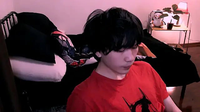 Snapshot of rennnuts chatting on November 2025 06:20:01 PM rennnuts online show from November 2025 06:20:01 PM