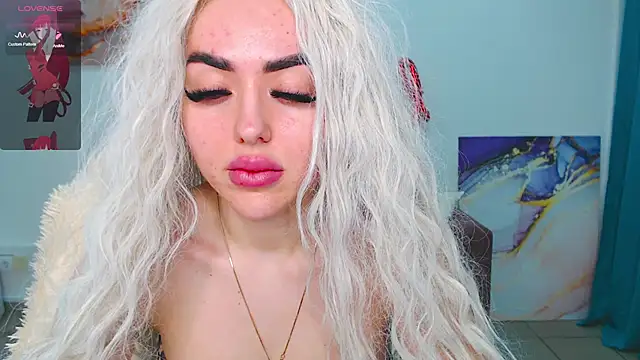 Snapshot of MissisCaty chatting on March 2025 06:36:01 AM MissisCaty online show from March 2025 06:36:01 AM