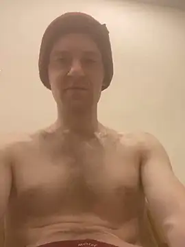 Snapshot of LynnAhNight chatting on February 2025 03:09:02 AM LynnAhNight online show from February 2025 03:09:02 AM