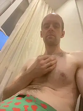 Snapshot of LynnAhNight chatting on September 2025 02:55:01 AM LynnAhNight online show from September 2025 02:55:01 AM