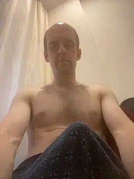 Snapshot of LynnAhNight chatting on September 2025 03:20:01 AM LynnAhNight online show from September 2025 03:20:01 AM