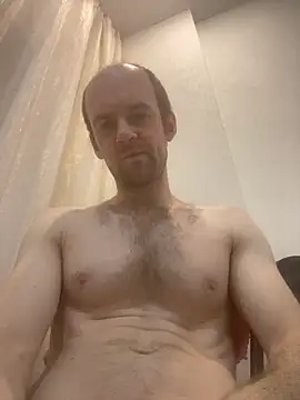 Snapshot of LynnAhNight chatting on October 2025 03:03:02 AM LynnAhNight online show from October 2025 03:03:02 AM