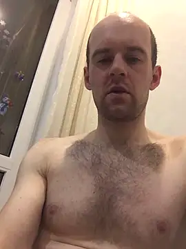 Snapshot of LynnAhNight chatting on November 2025 03:39:01 AM LynnAhNight online show from November 2025 03:39:01 AM