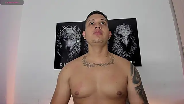 Snapshot of JohanSmith chatting on September 2025 12:21:01 AM JohanSmith online show from September 2025 12:21:01 AM