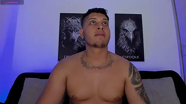 JohanSmith online show from November 2025 02:34:02 AM